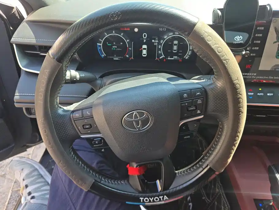 Toyota Camry — миниатюра 15