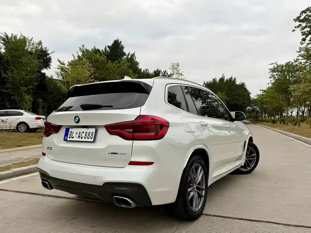 BMW X3 — миниатюра 4