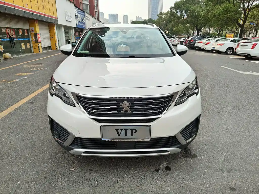 Peugeot 5008 — миниатюра 2