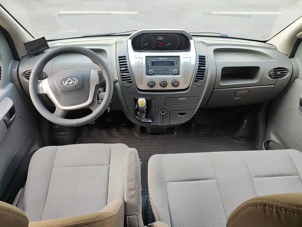 MAXUS V80 — миниатюра 10