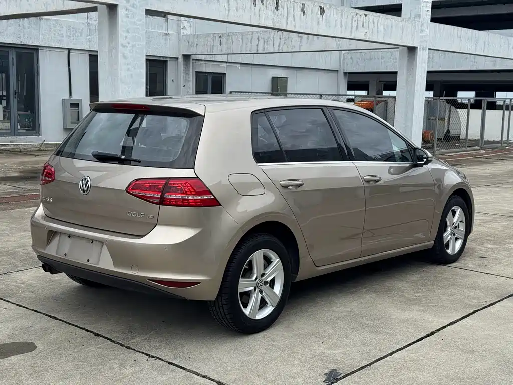 Volkswagen Golf — миниатюра 16