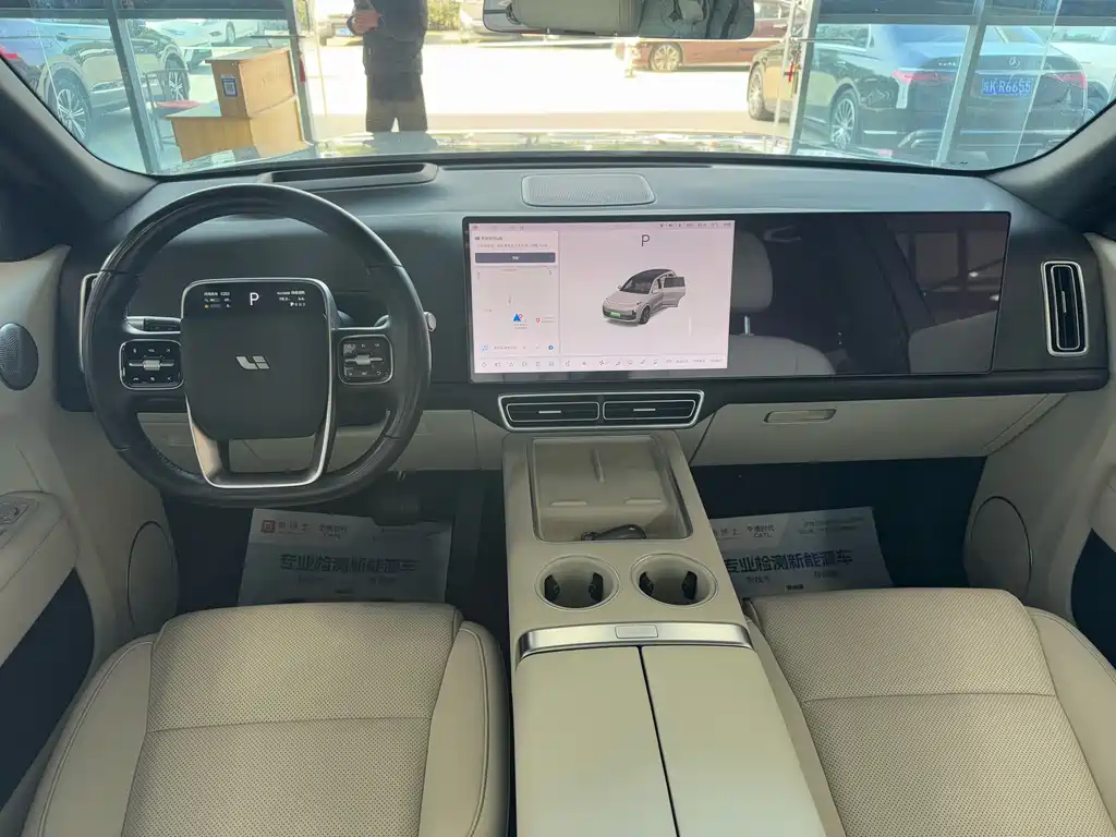 Li Auto IDEAL L8