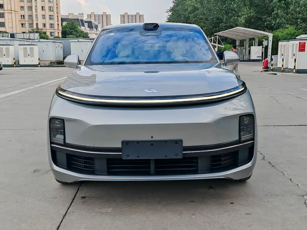 Li Auto Li L9 — миниатюра 2