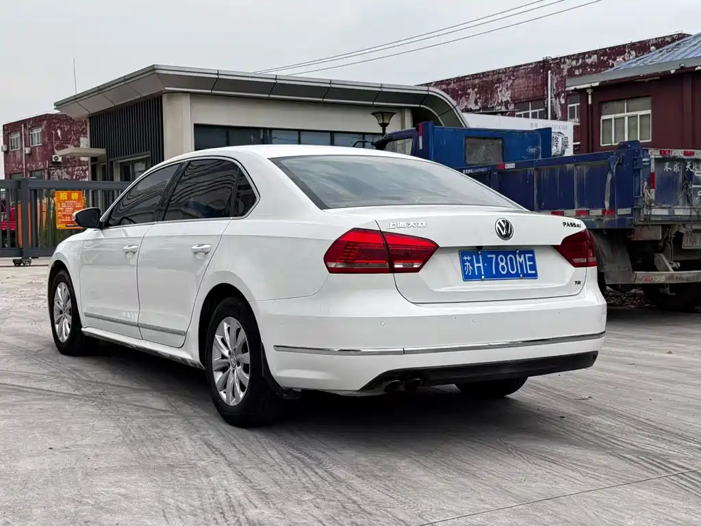 Volkswagen Passat — миниатюра 9