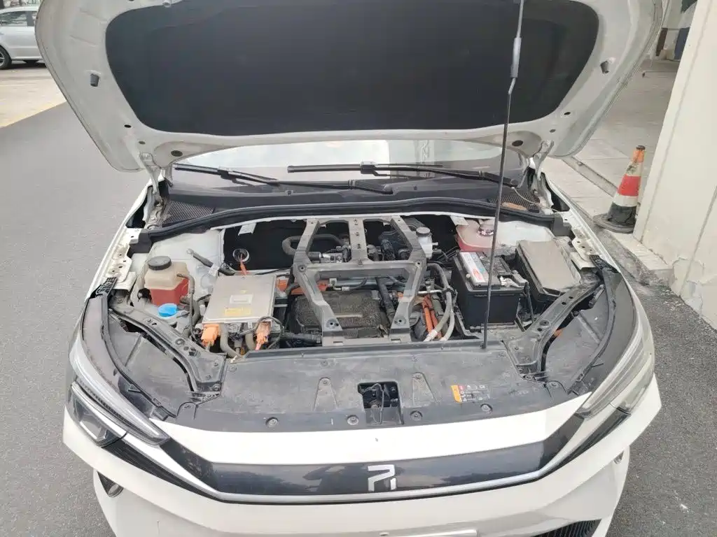 Roewe Feifan ER6 — миниатюра 16