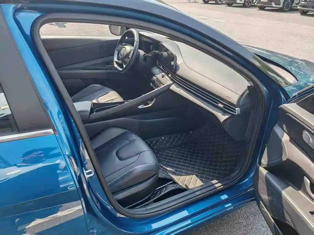 Hyundai Elantra 2023 1.5L CVT GLX Elite