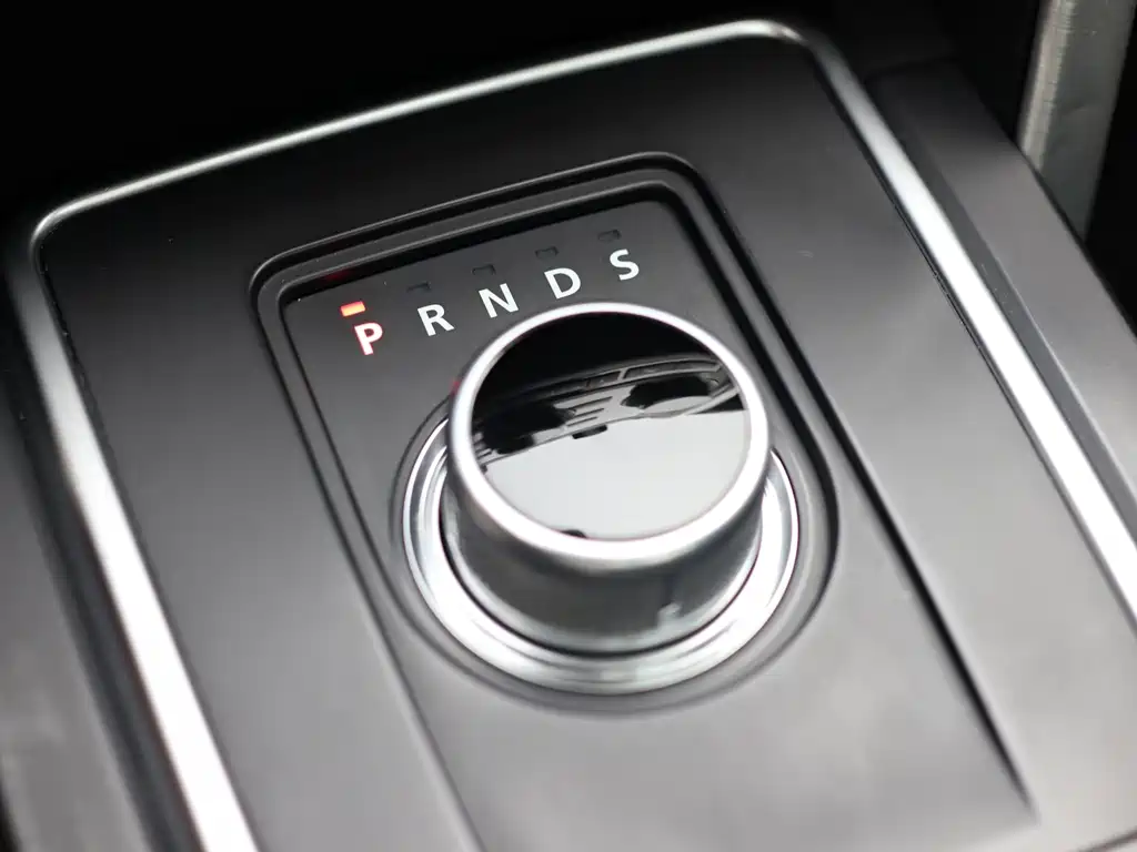 Land Rover Discovery Sport — миниатюра 17