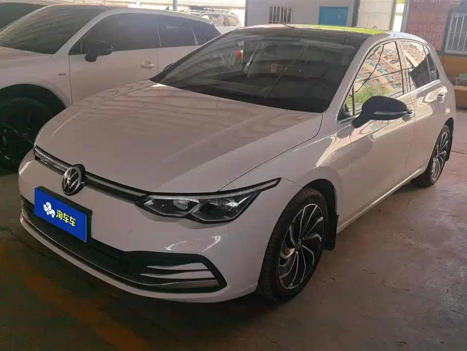 Volkswagen Golf 2021