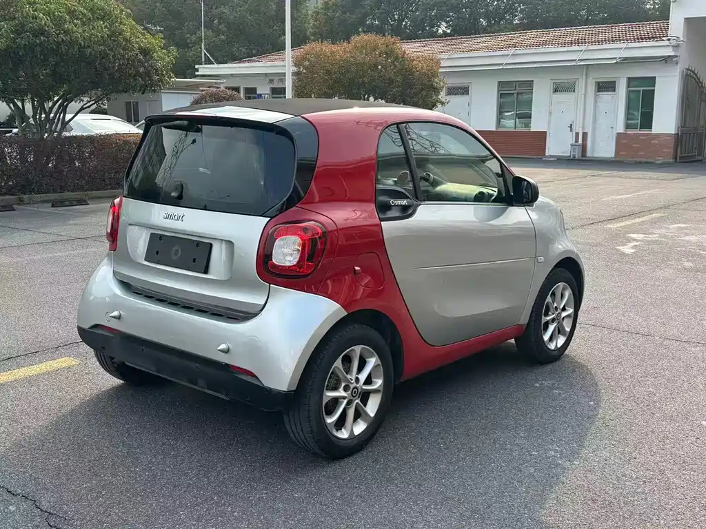smart Smart Fortwo — миниатюра 5