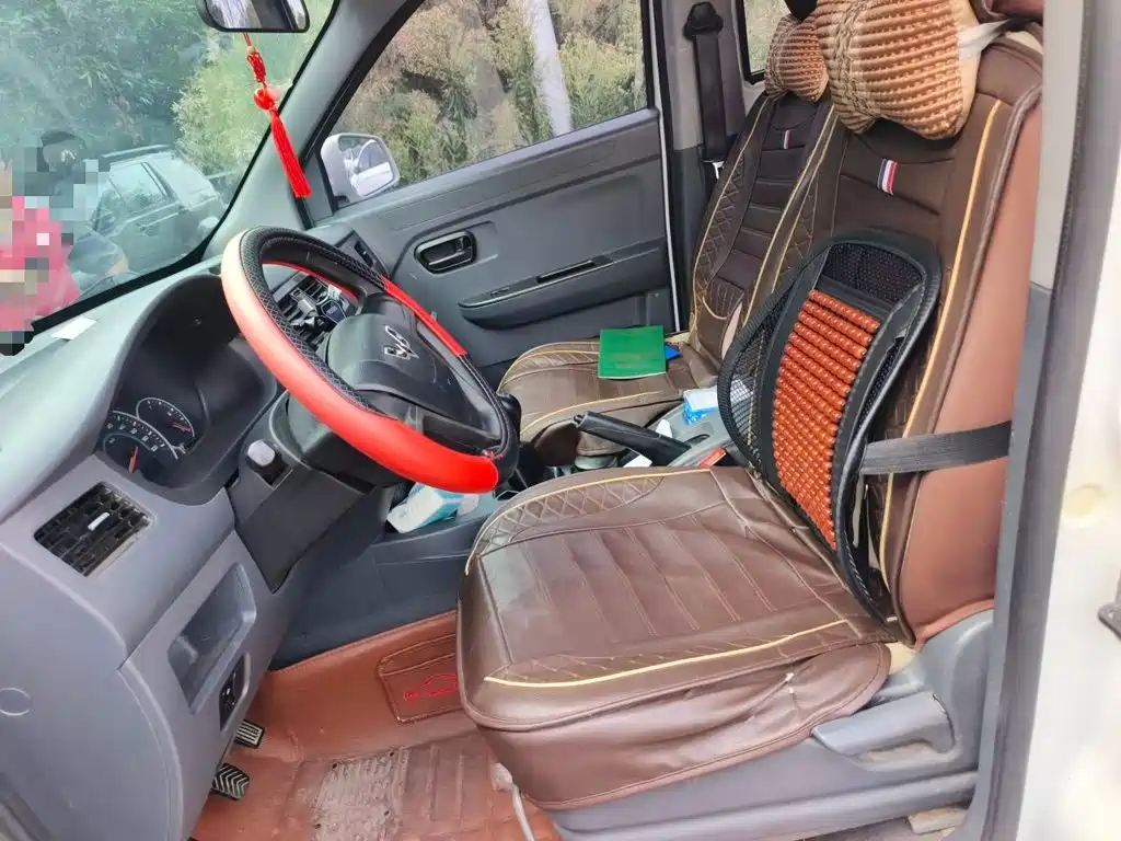 Wuling Rongguang V — миниатюра 16