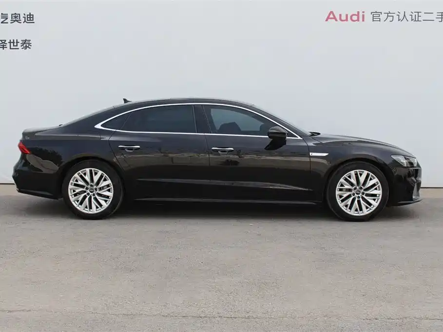 AUDI A7L