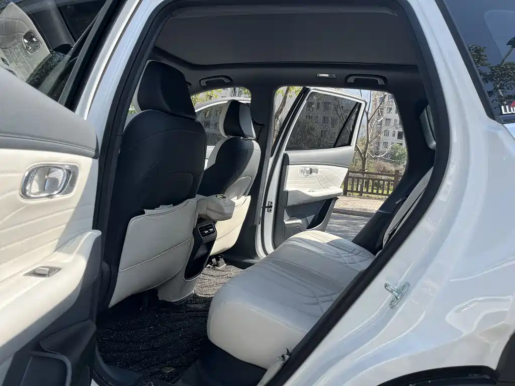 GEELY GALAXY GALAXY STARSHIP 7 EM I