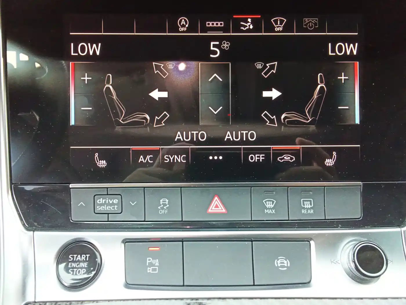 Audi A7L 2024 Белый из Китая