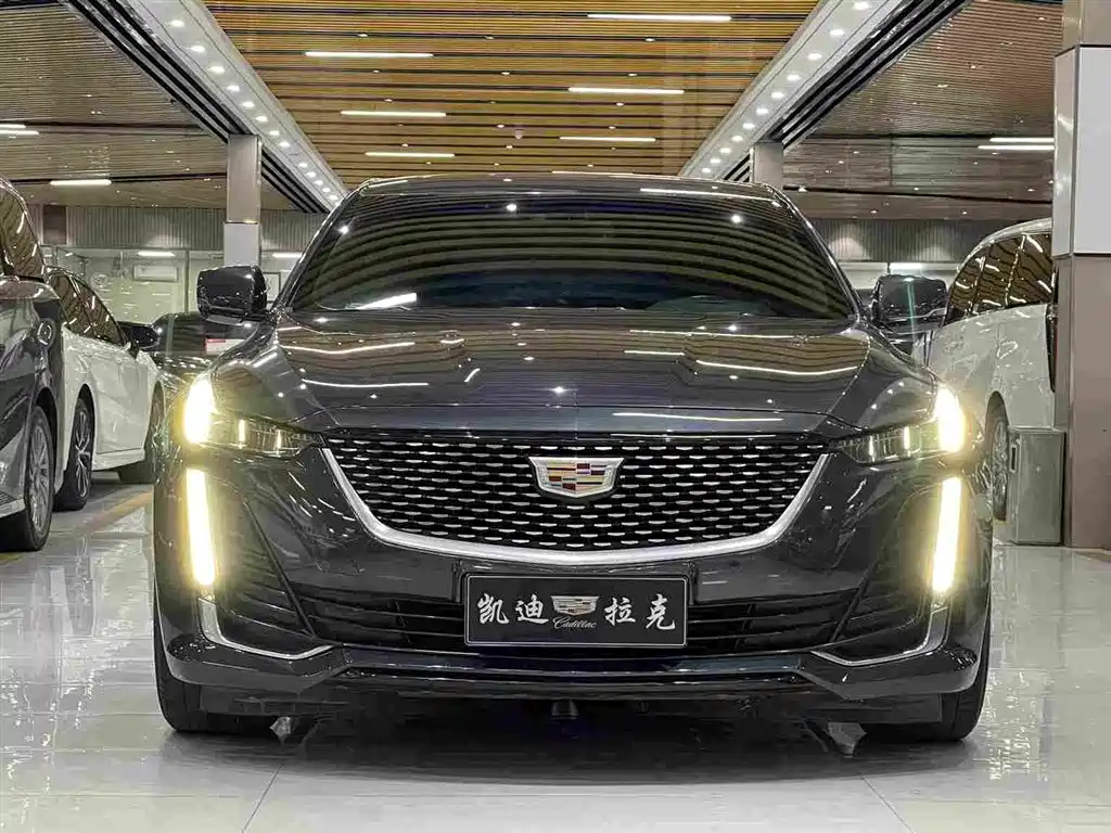 Cadillac CT5 — миниатюра 2