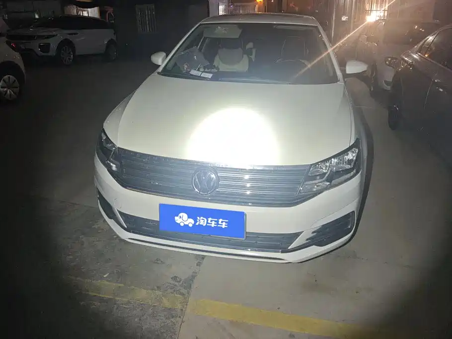 Volkswagen Lavida — миниатюра 2