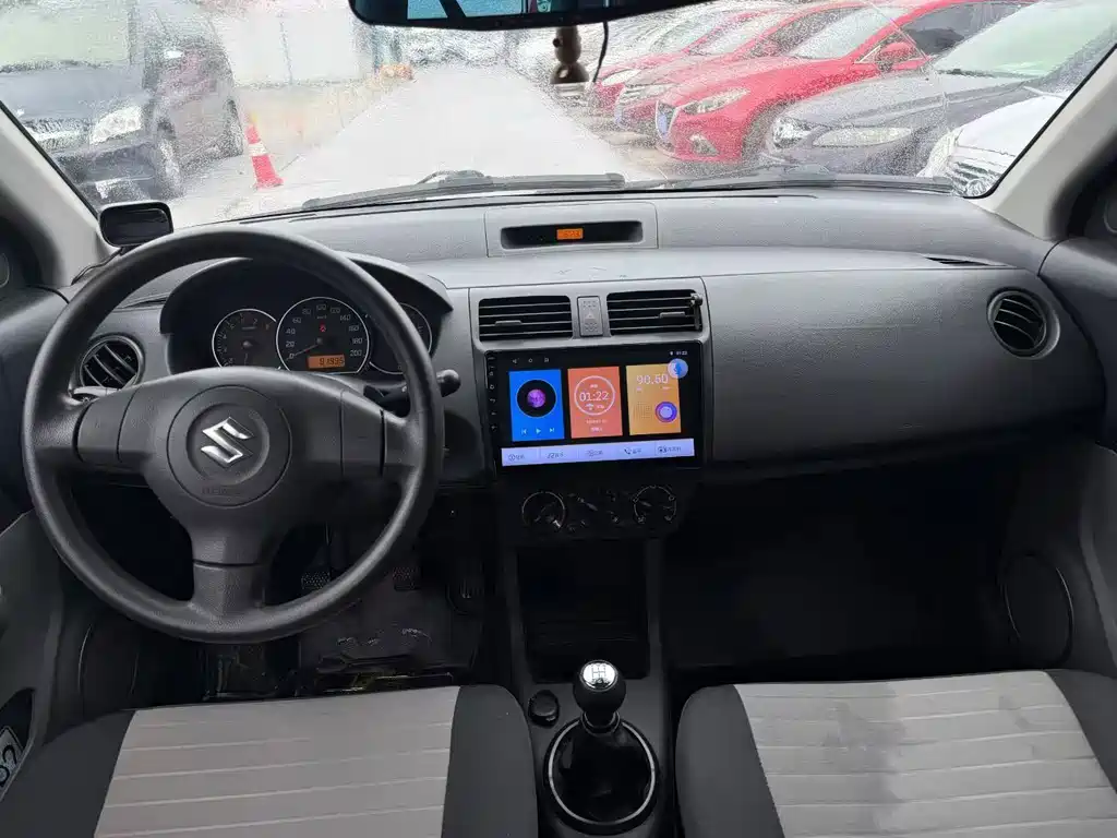 Suzuki Swift — миниатюра 2