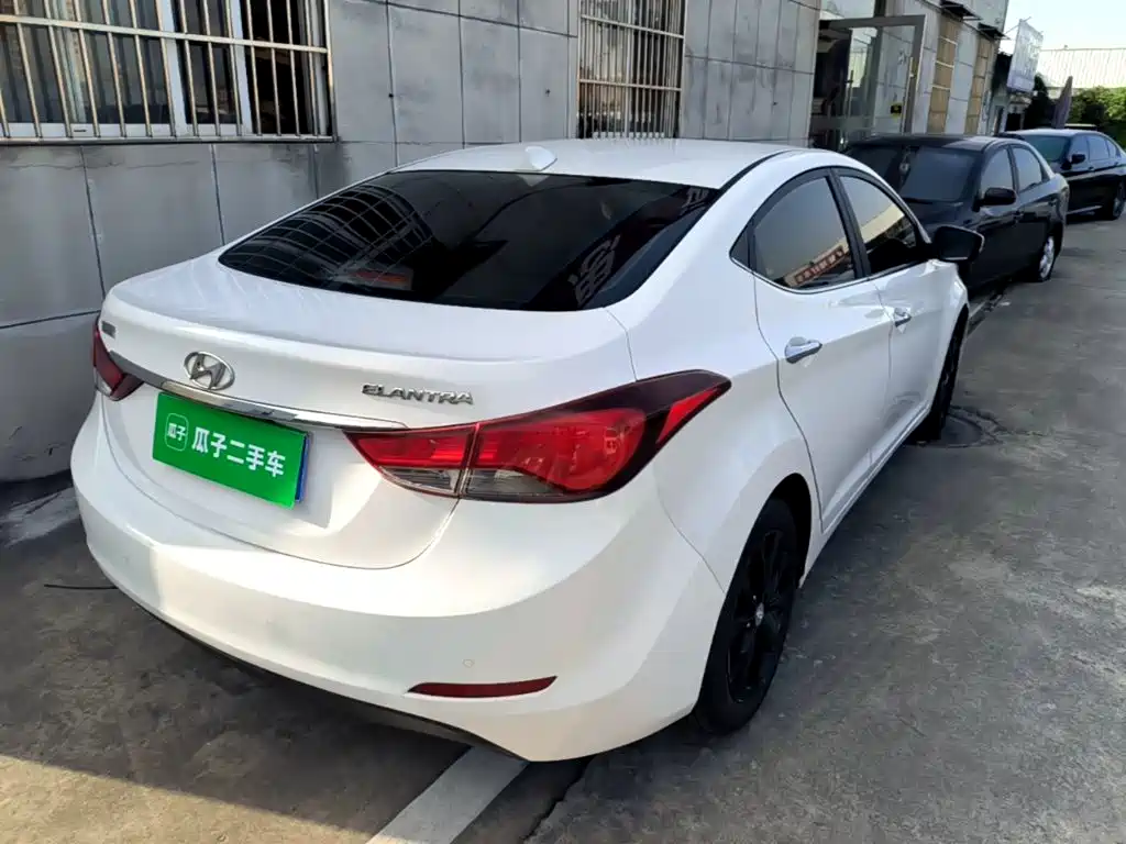 Hyundai Elantra Langdong — миниатюра 7