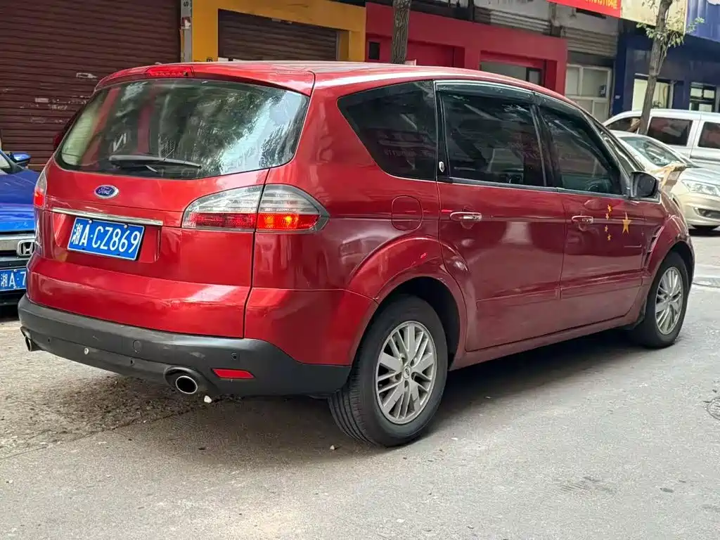 Ford Max — миниатюра 4