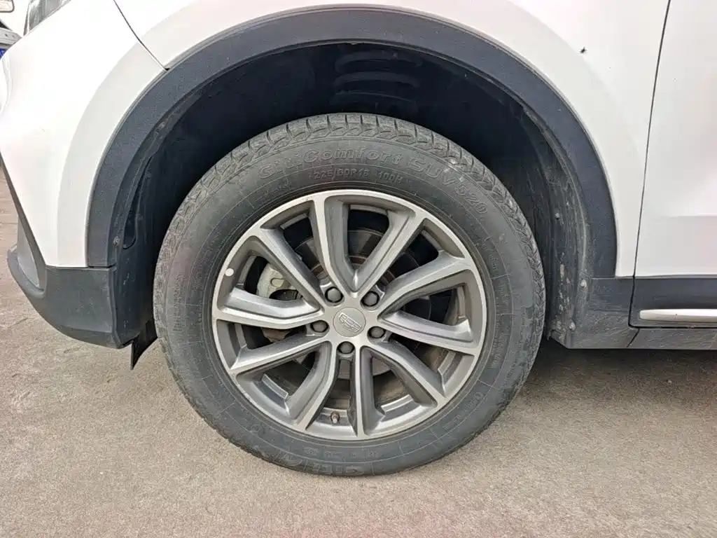 Geely Boyue — миниатюра 23