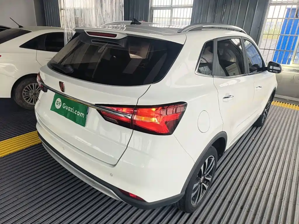 Roewe RX3 — миниатюра 7