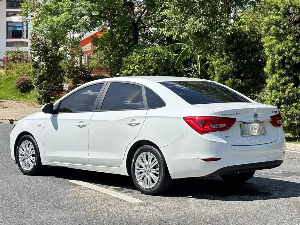 Buick Excelle — миниатюра 4