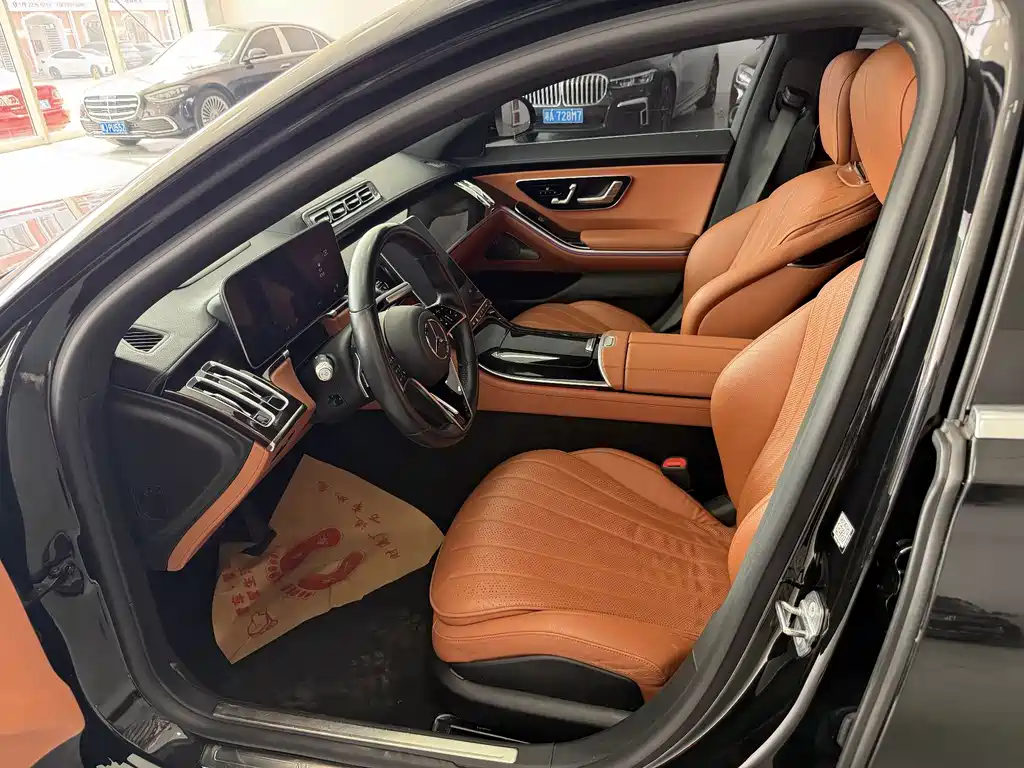 Mercedes-Benz S-Class — миниатюра 4
