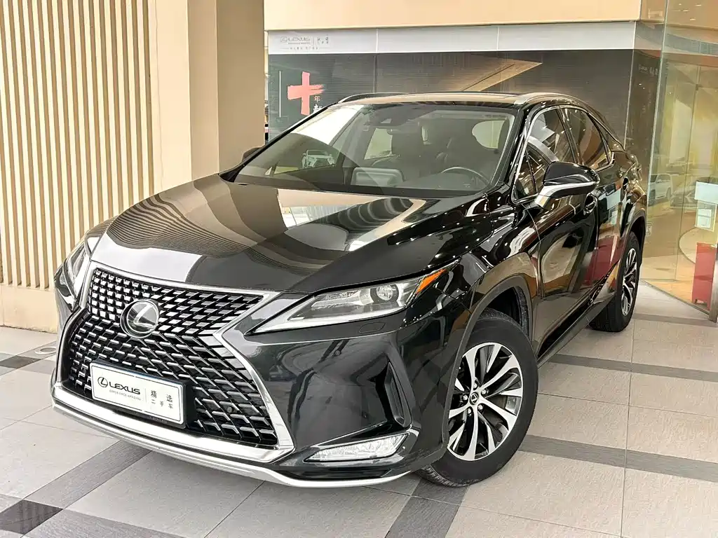 Lexus RX 2022