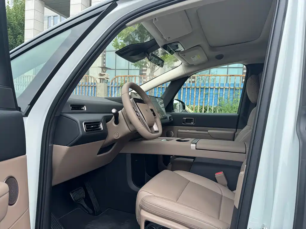 Li Auto Li MEGA — миниатюра 6