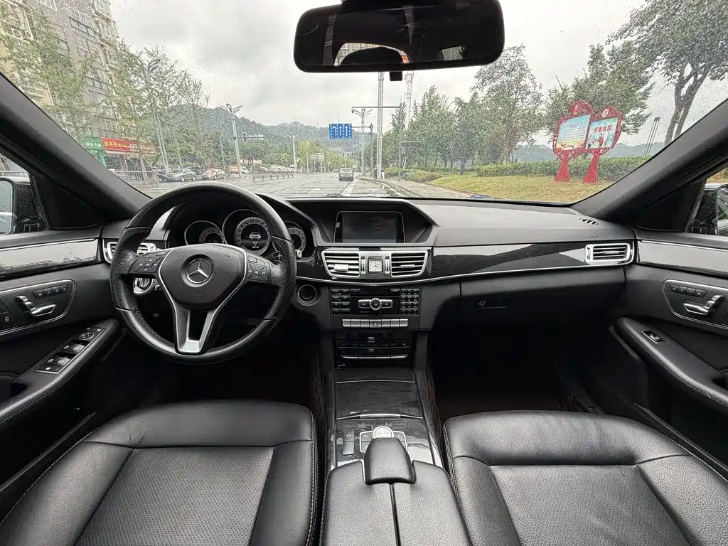 Mercedes-Benz E-Class E 2013 E 260 L CGI Fashion