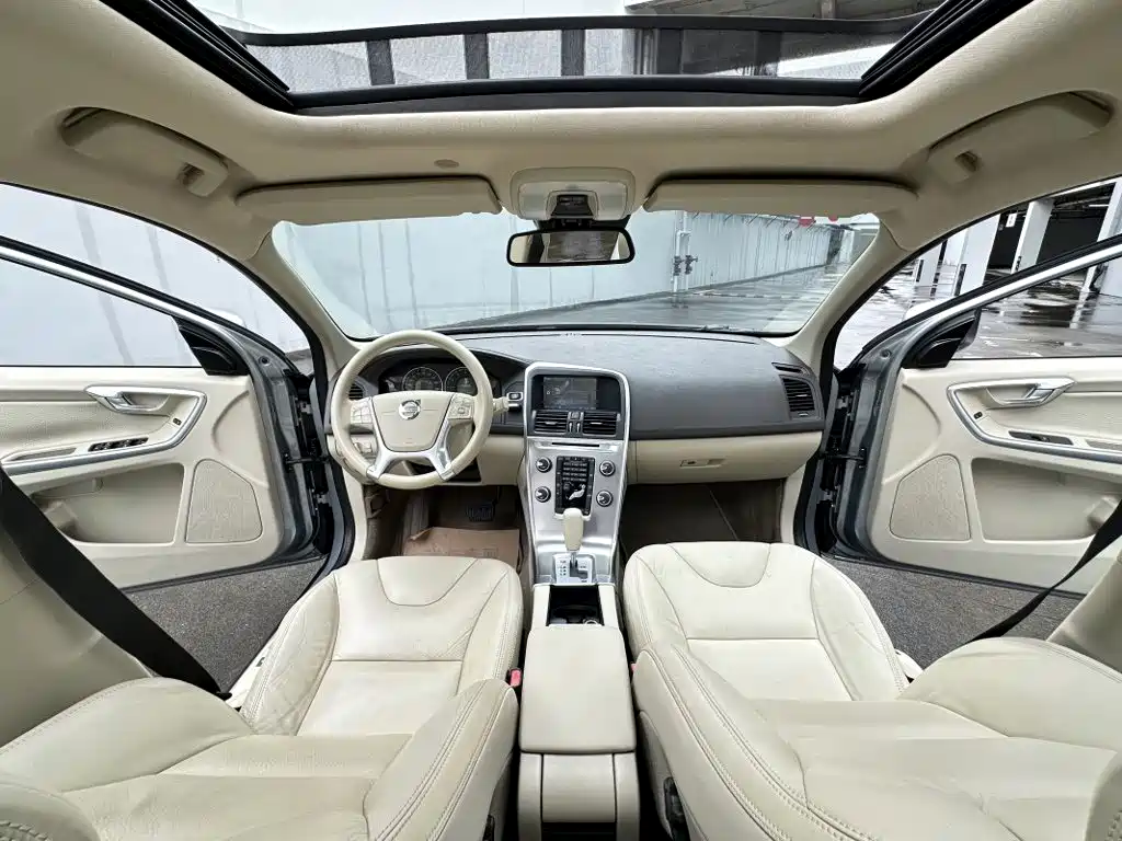 Volvo XC60 (Import) — миниатюра 8