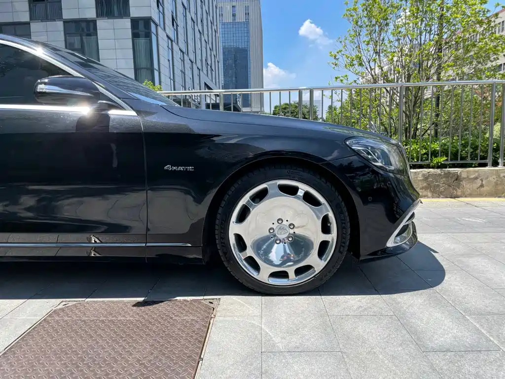 Mercedes-Benz S-Class — миниатюра 24