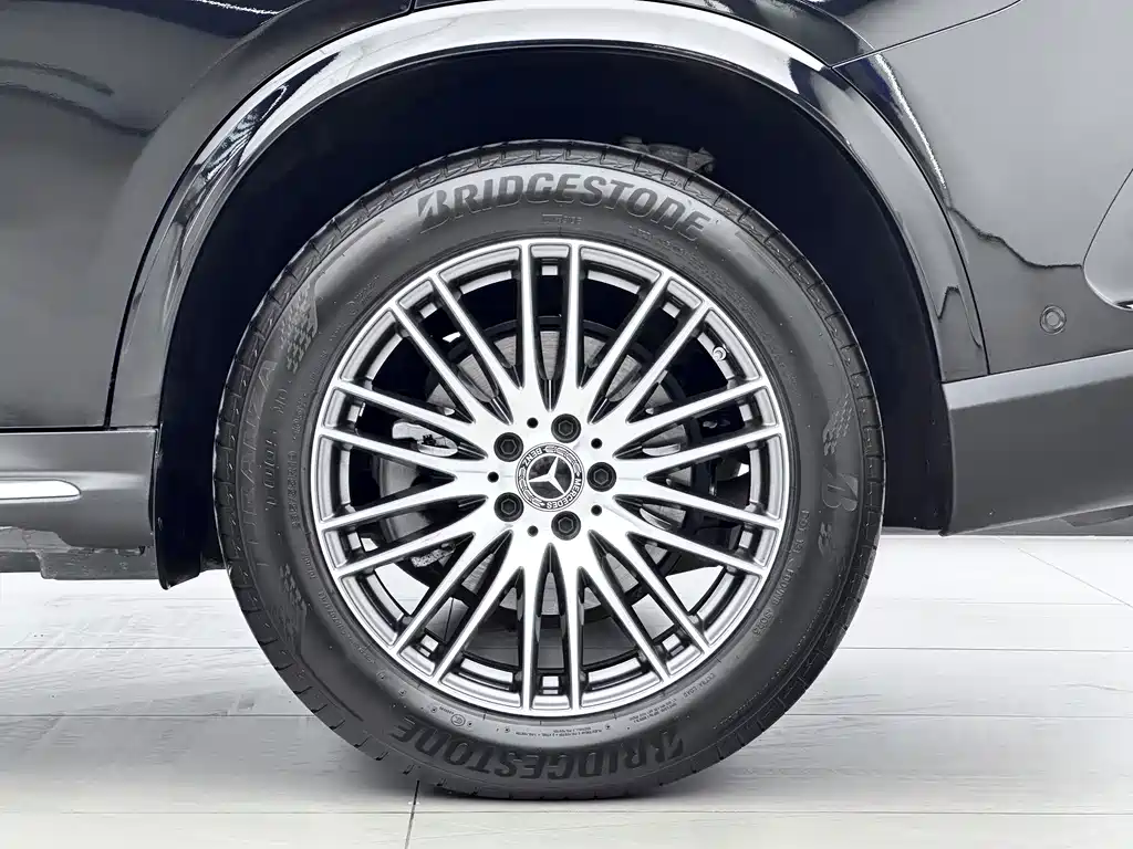 Mercedes-Benz GLC — миниатюра 12