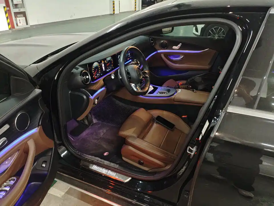 Mercedes-Benz E-Class — миниатюра 5