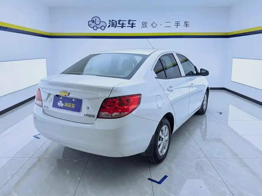 Chevrolet Sail — миниатюра 3