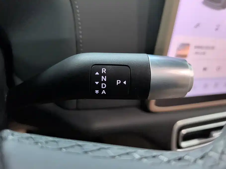 Li Auto Li L8 — миниатюра 16