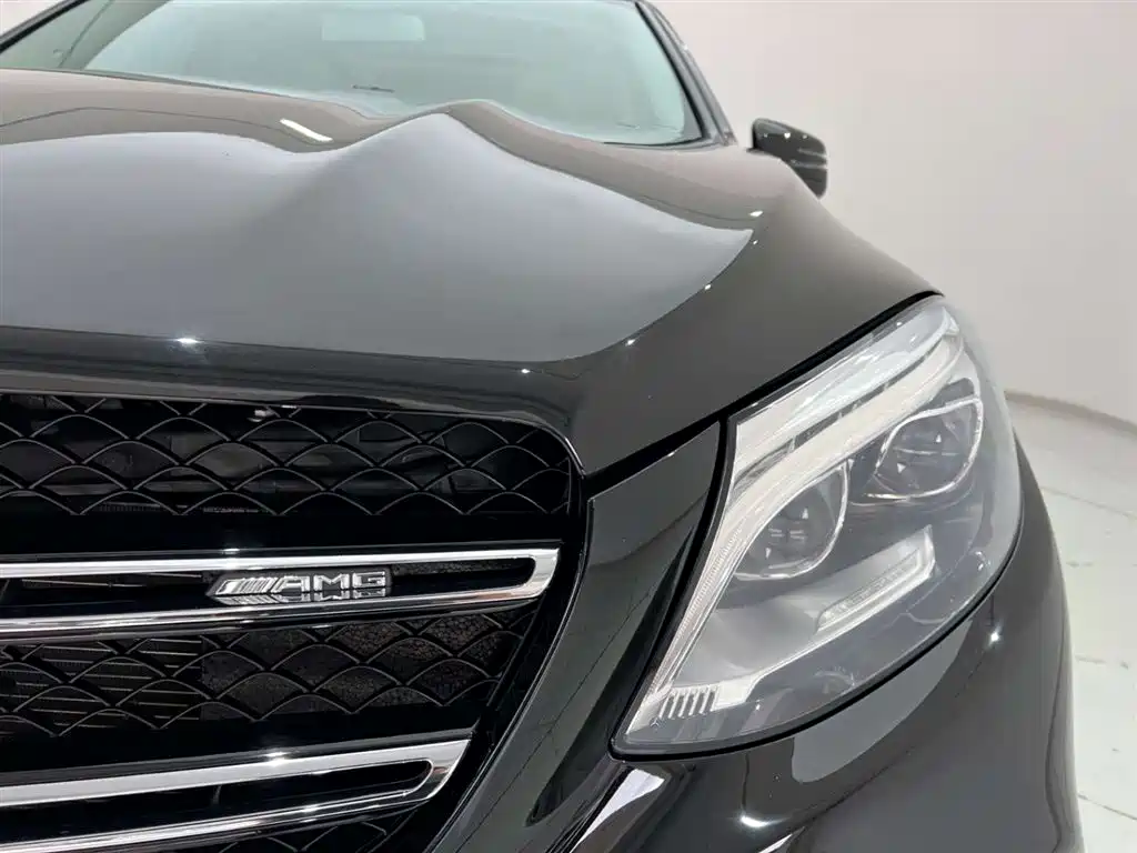 MERCEDES-BENZ GLE AMG