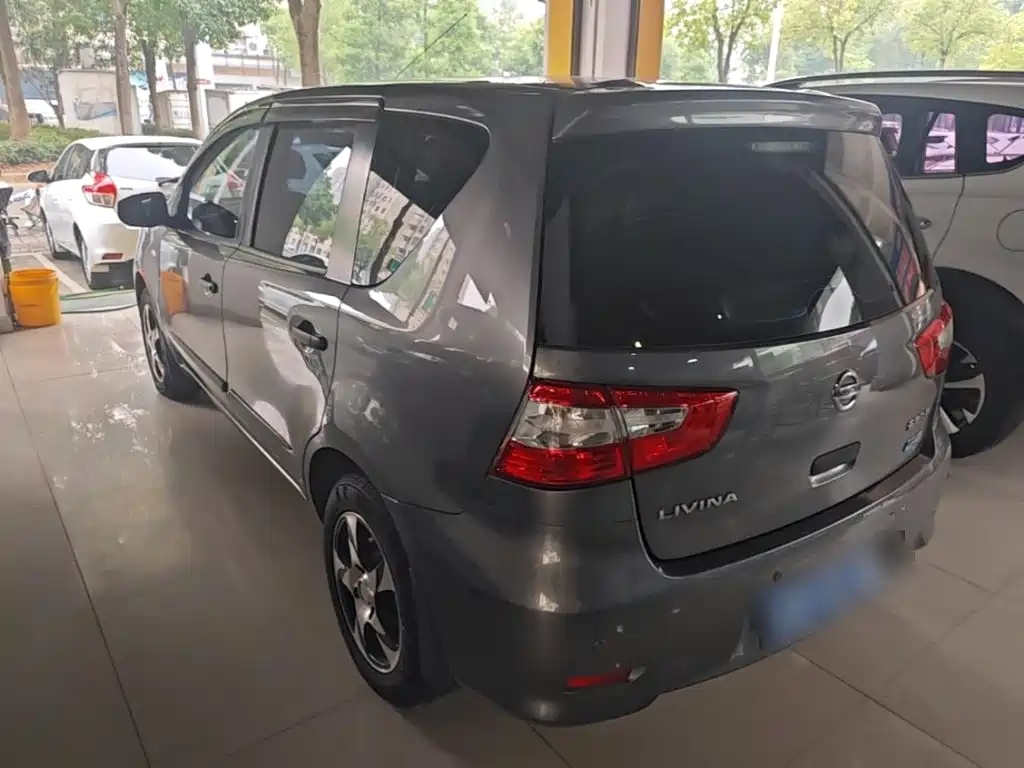 Nissan Livina — миниатюра 23