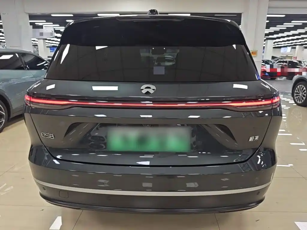 NIO ES8 2024 75kWh