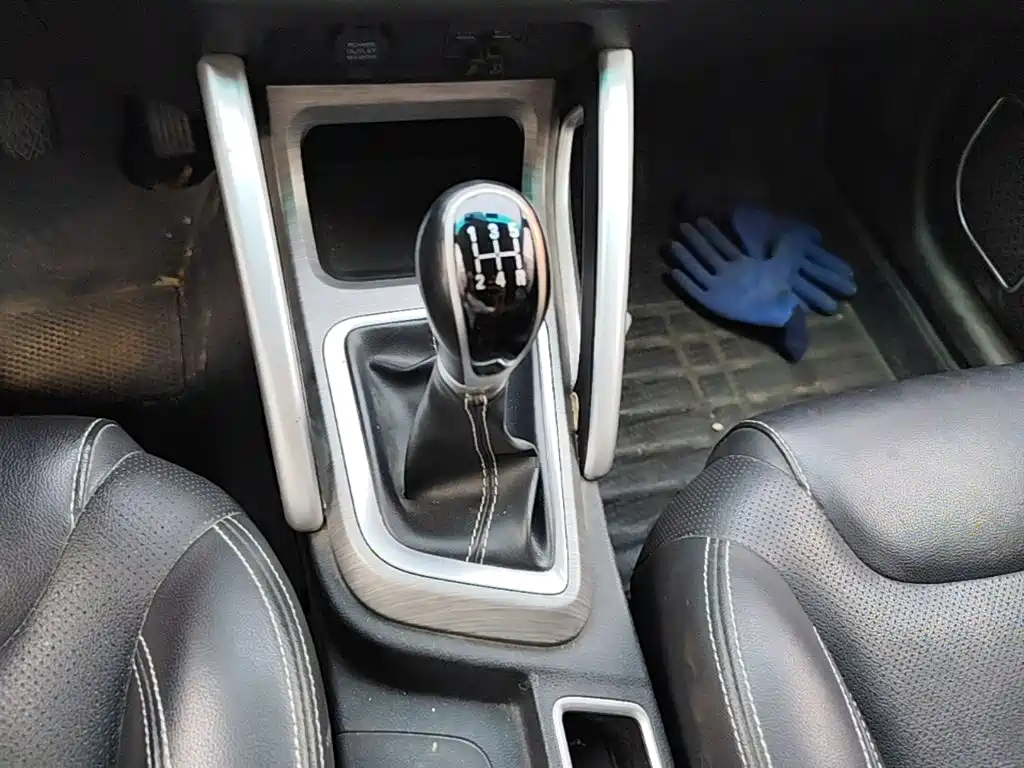 Geely Vision X3 — миниатюра 19