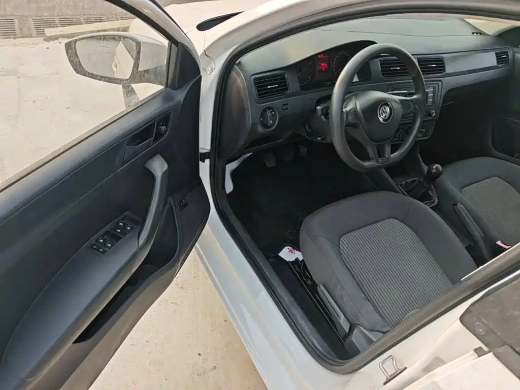 Volkswagen Santana — миниатюра 16
