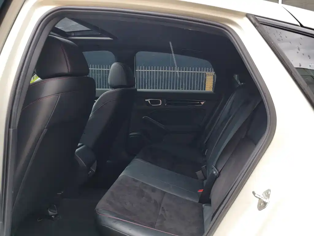 Honda Civic — миниатюра 10