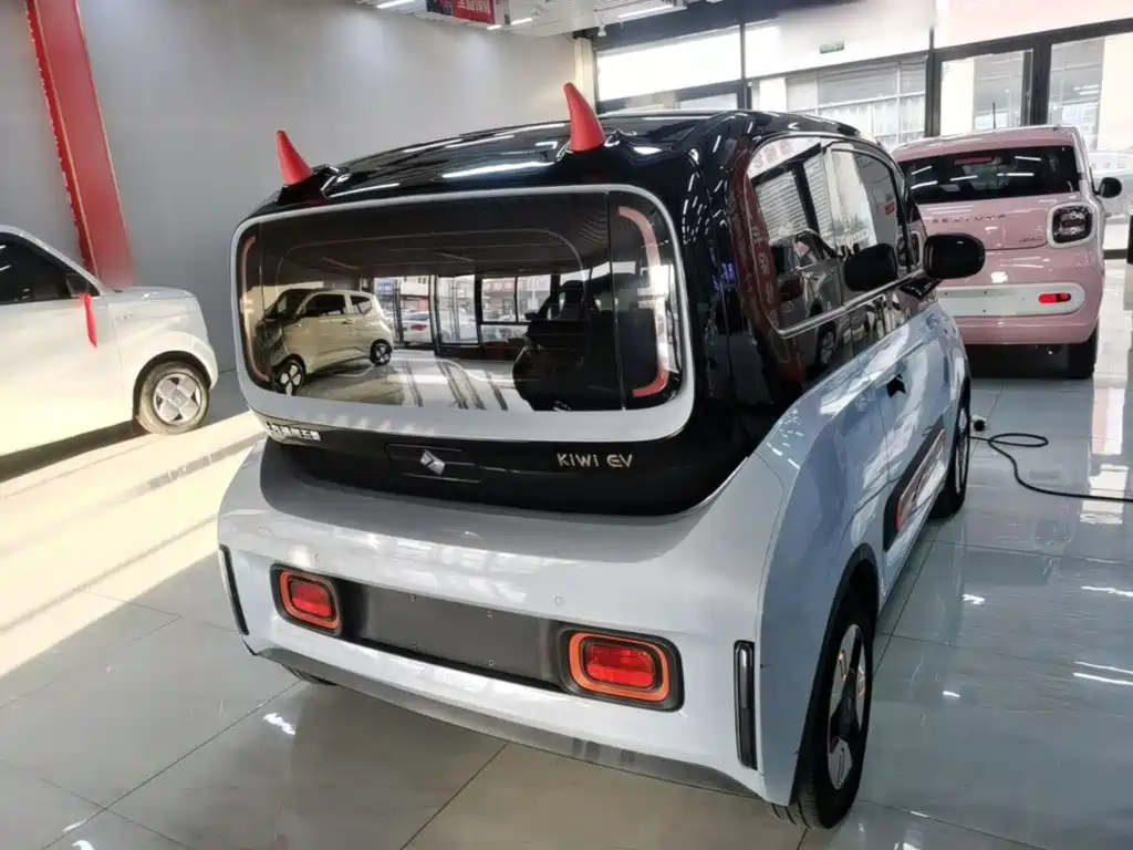 Baojun KiWi EV — миниатюра 7