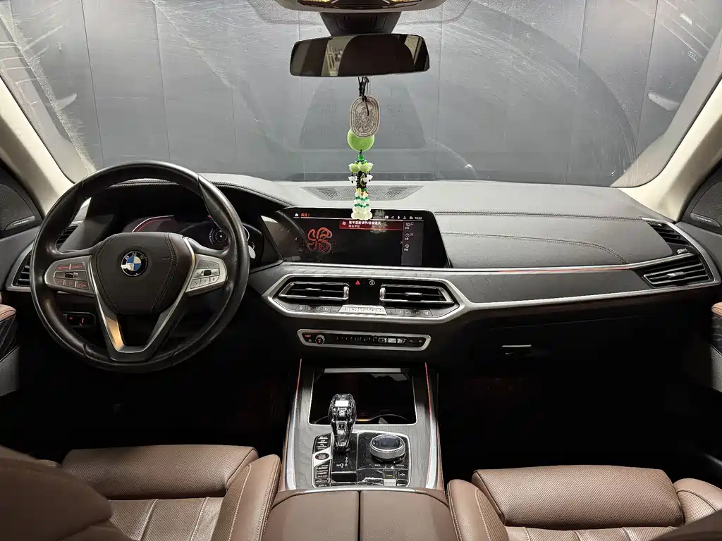 BMW X7 2022 xDrive40i Lead Luxury