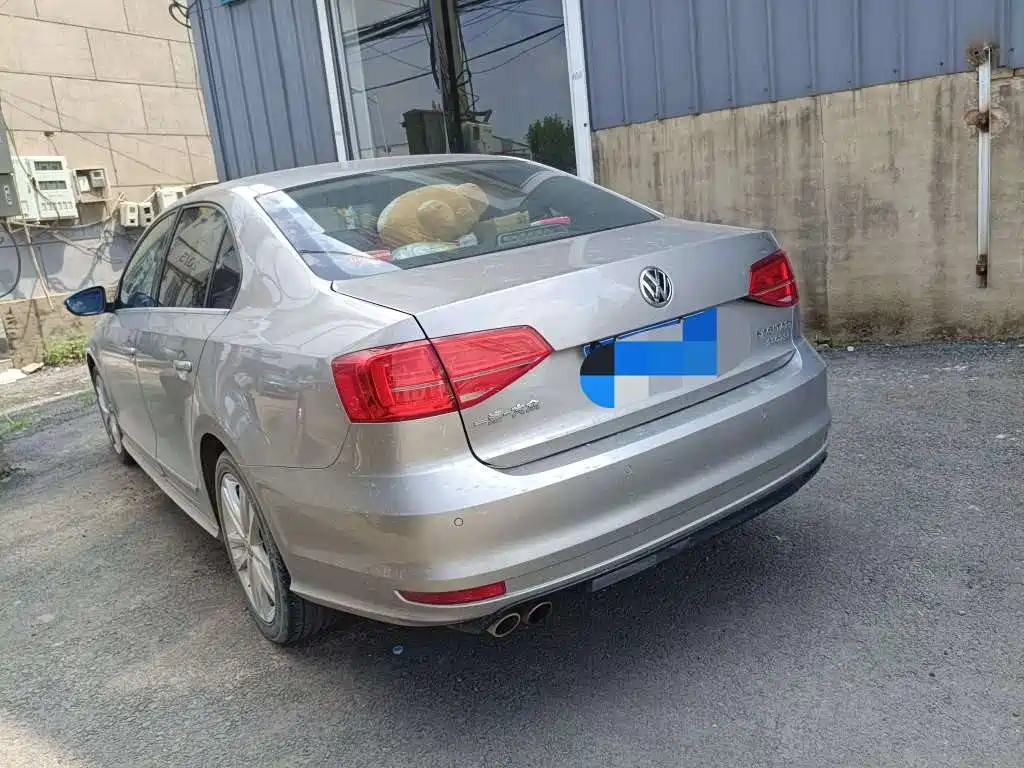 Volkswagen Sagitar — миниатюра 6