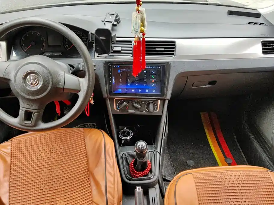 Volkswagen Santana — миниатюра 12