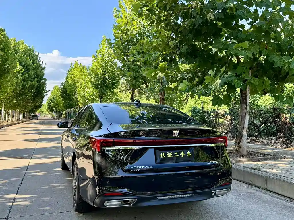 Buick LaCrosse — миниатюра 9