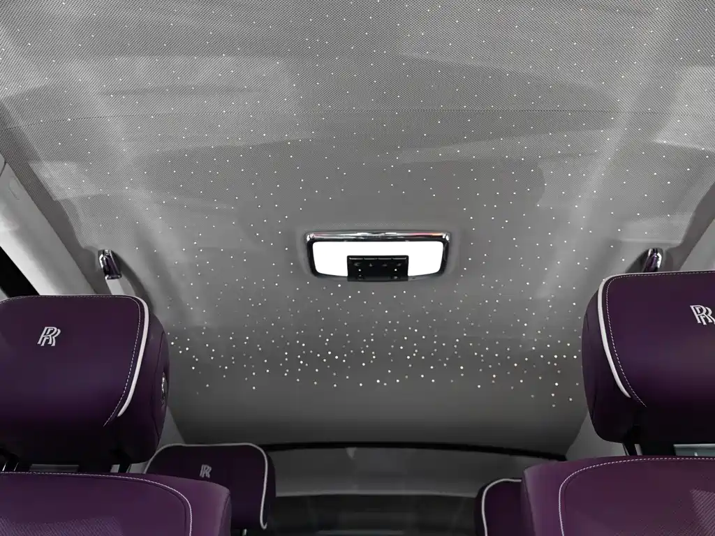 Rolls-Royce Cullinan 2018 мест