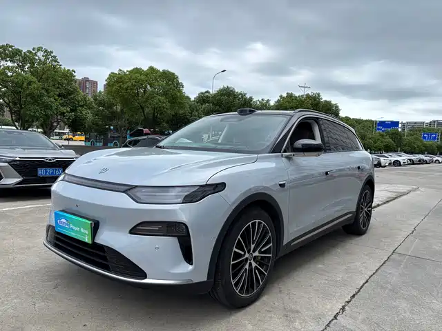 2025 Leapmotor C11