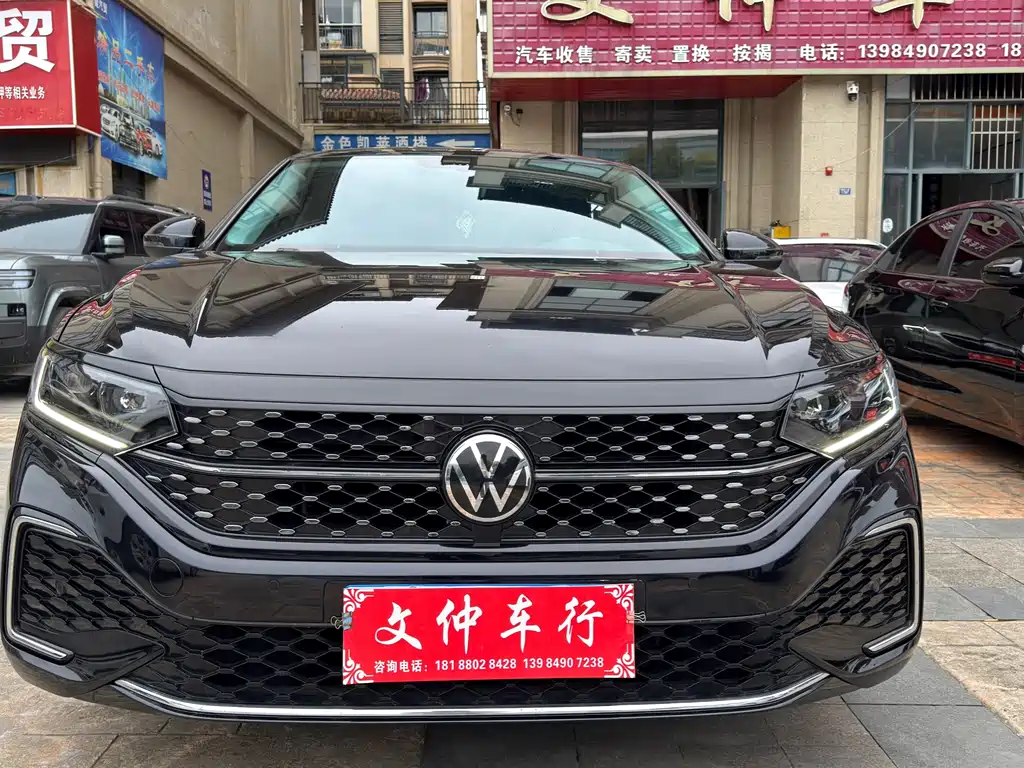 Volkswagen Passat 2023 330TSI Elite