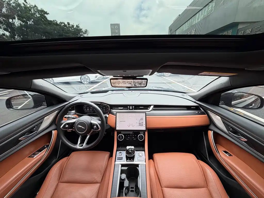 Jaguar XFL — миниатюра 19